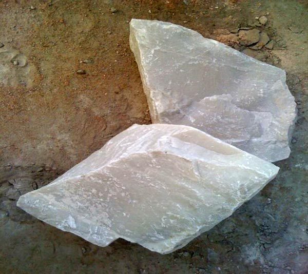 DOLOMITIC LIME LUMPS - Image 5